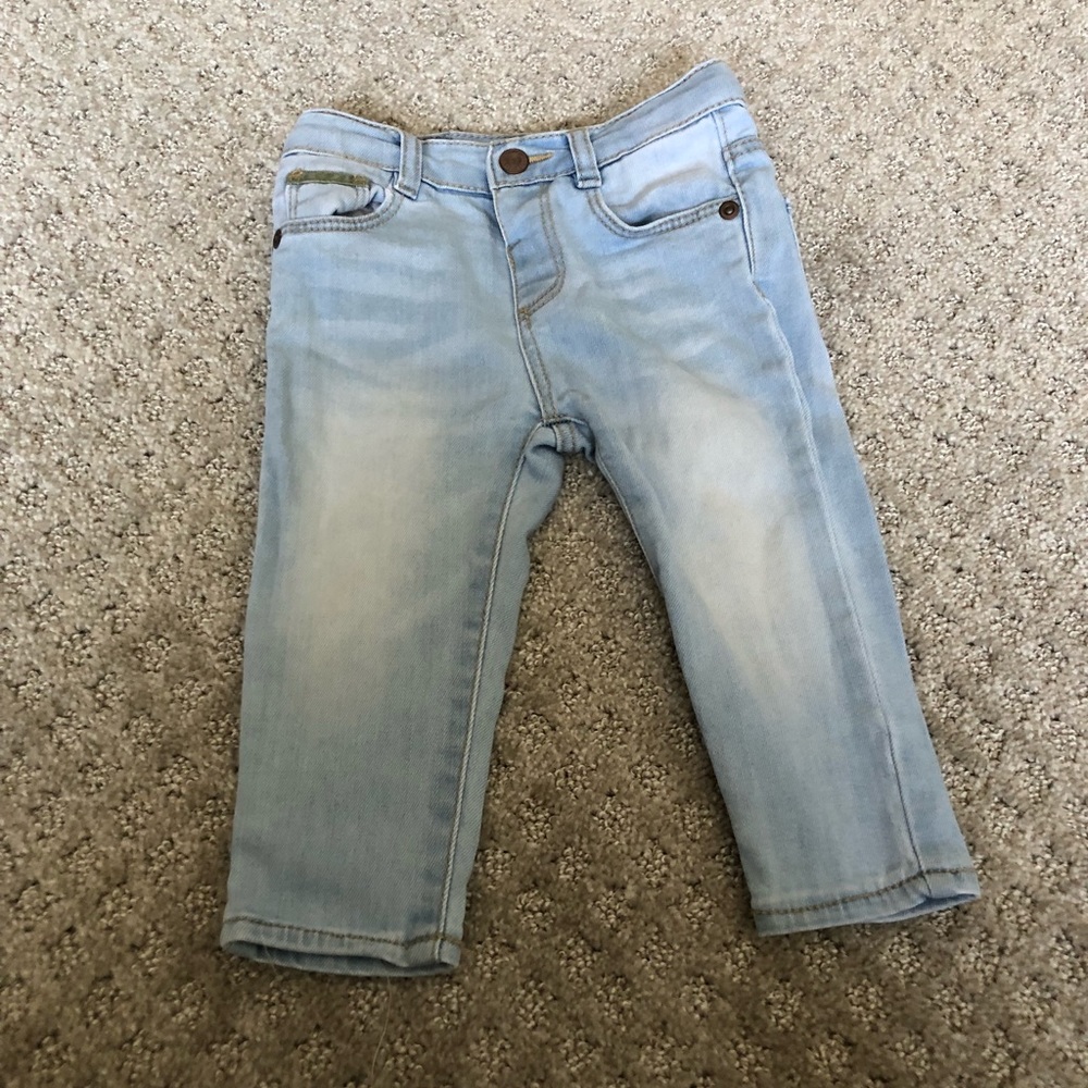 Zara light wash jeans